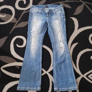 Ariya Jean's size 9/10